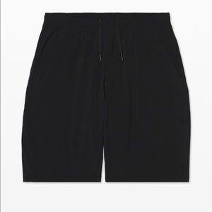 Lululemon Pace Breaker Short 9” Liner